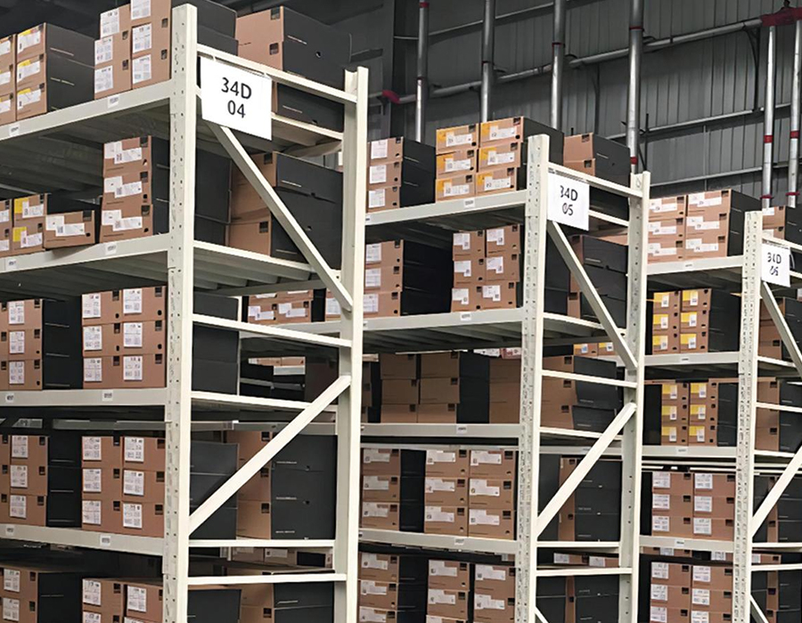 ESTANTERÍA SIN TORNILLOS DE ALTA RESISTENCIA (≤800 KG/NIVEL)
